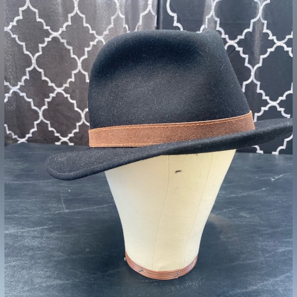 Borselino Other - Borselino black whoo hat